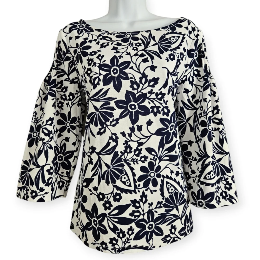 NWOT Talbots white & navy blue pin tuck shoulder blouse top Womens Medium - Picture 4 of 8